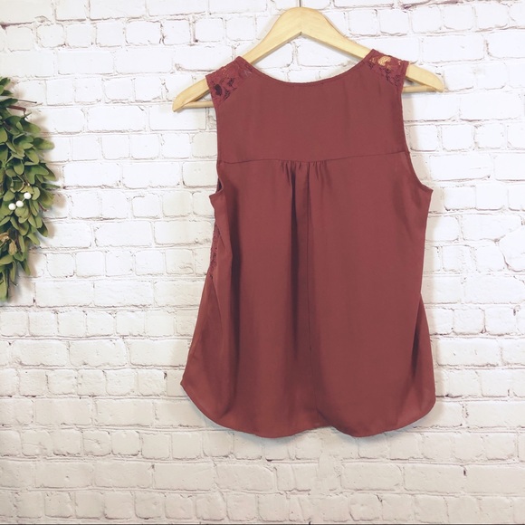 Forever 21 pleated lace blouse - Picture 3 of 5